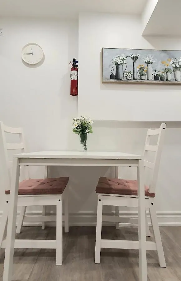 A Home Away Toronto Homestay