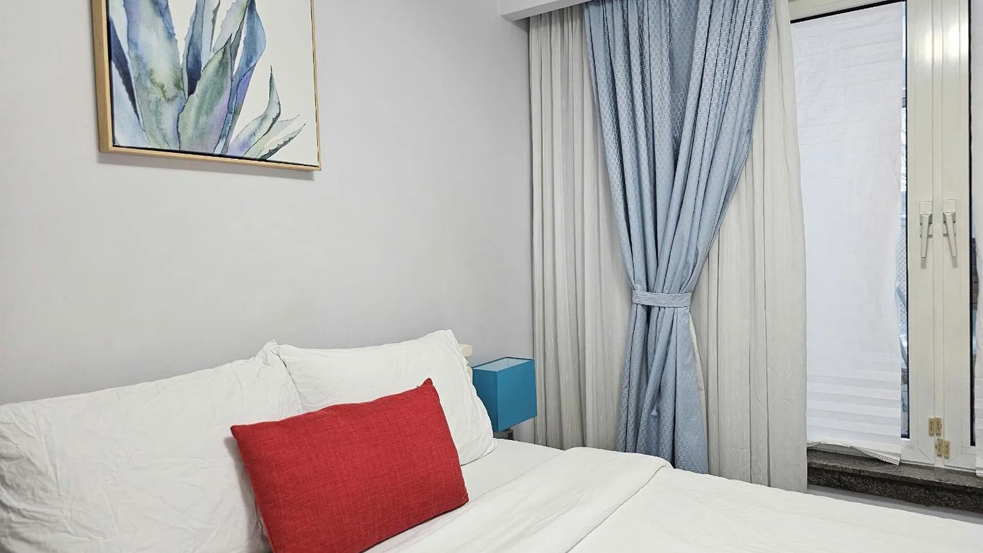A Home Away Toronto Homestay